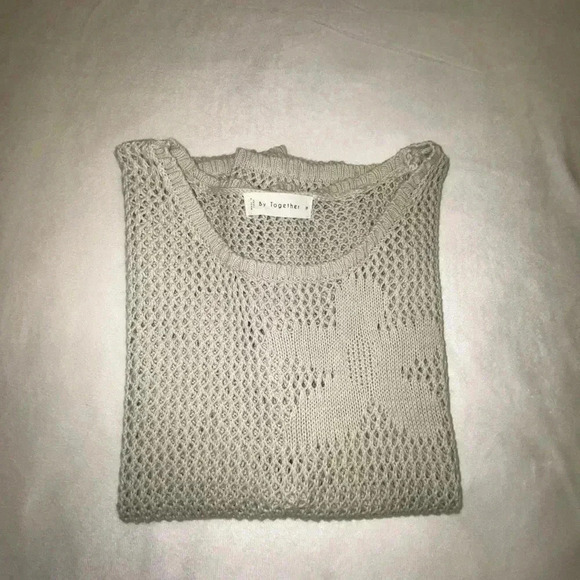 Womens By Together Flower Knit Sweater Vest - Picture 6 of 7